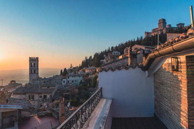 Domus Fonte Dei Leoni Acomodação com café da manhã Assisi Exterior foto