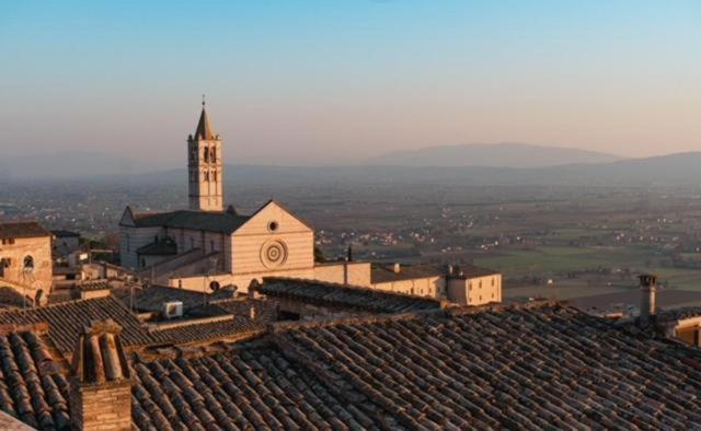 Domus Fonte Dei Leoni Acomodação com café da manhã Assisi Exterior foto